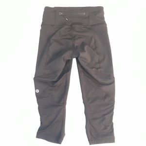 lululemon athletica Other - Lululemon capri leggings size 2 lululemon athletica Other - Lululemon capri leggings size 2
